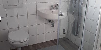 Monteurwohnung - Badezimmer: eigenes Bad - PLZ 45276 (Deutschland) - Apartment am Klee
