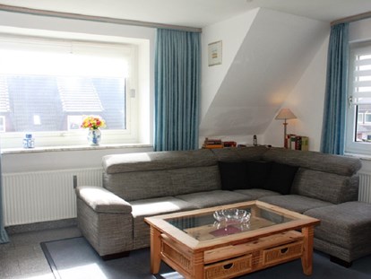 Monteurwohnung - TV - PLZ 25980 (Deutschland) - Couch - Wohnung 1- 4