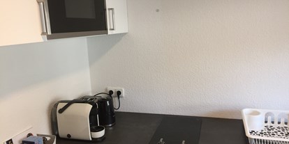Monteurwohnung - Kaffeemaschine - Korntal-Münchingen - Komplett ausgestattete Küche - Krummenackerstraße