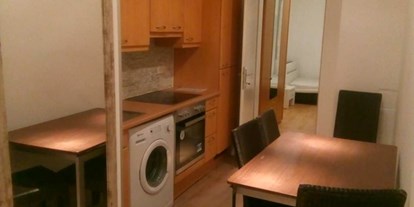 Monteurwohnung - Zeiselmauer - Küche des Arbeiterzimmers - Zimmer Westbahn