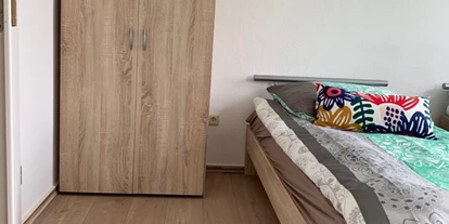 Monteurwohnung - Hund erlaubt - Köln Mühlheim - Schlafzimmer - Monteurzimmer Köln