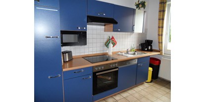 Monteurwohnung - Kühlschrank - Rullstorf - Küche - Zimmer u. Wohnungen für Handwerker u. Monteure 9 km östlich von Lüneburg