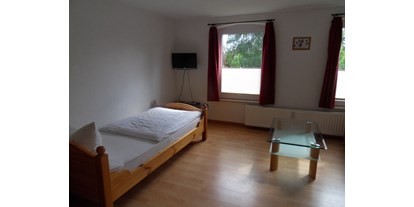 Monteurwohnung - Einzelbetten - Lüneburg - Zweibettzimmer - Zimmer u. Wohnungen für Handwerker u. Monteure 9 km östlich von Lüneburg
