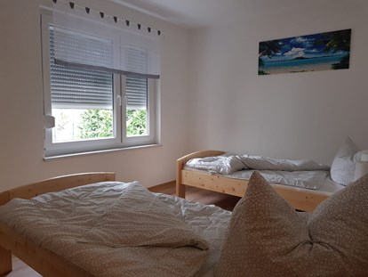 Monteurwohnung - Kühlschrank - Morschen - Monteurzimmer Ferienwohnung A7 ab speak polish