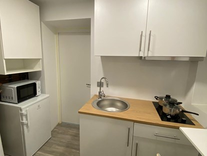Monteurwohnung - Küche: eigene Küche - Monteurzimmer in der Stadtzentrum Zörbig - 06780