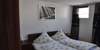 Monteurwohnung - Zimmertyp: Mehrbettzimmer - Gaienhofen - zweite Schlafzimmer, jetzt aber mit Einzelbetten - Storchennest