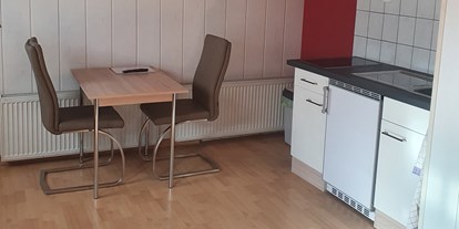 Monteurwohnung - Art der Unterkunft: Gästezimmer - PLZ 13407 (Deutschland) - Küche im Bungalow, Zimmer 4 - Zimmervermietung-Velten
