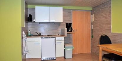 Monteurwohnung - TV - Dallgow-Döberitz - Küche von Zimmer 1 im Soutarrain - Zimmervermietung-Velten