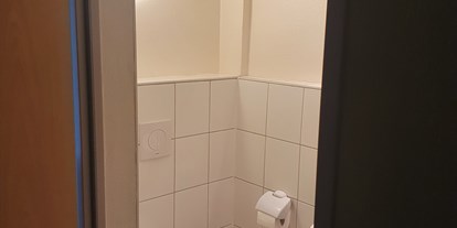 Monteurwohnung - Zimmertyp: Doppelzimmer - Schönwalde Schönwalde - Siedlung - Bad im Zimmer 1 - Zimmervermietung-Velten
