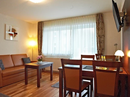 Monteurwohnung - Zimmertyp: Doppelzimmer - PLZ 90411 (Deutschland) - Ferienwohnung, Wohnbereich. - Hotel Wendelstein GmbH