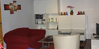 Monteurwohnung - Zimmertyp: Doppelzimmer - Holzheim am Forst - Wohnzimmer - Monteurwohnung bei Regensburg