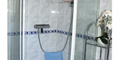 Monteurwohnung - Badezimmer: eigenes Bad - Jesberg - Einrichtungsbeispiel, gerne weiter Bilder auf Anfrage. - Feierabend in der Natur Genießen