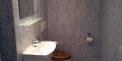 Monteurwohnung - Zimmertyp: Mehrbettzimmer - Region Mährisch-Schlesien - Toilette - Jaselska