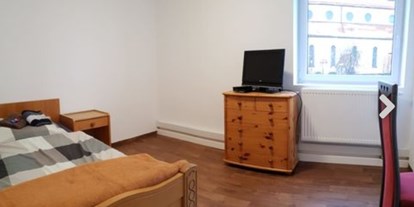 Monteurwohnung - Zimmertyp: Doppelzimmer - Königsbrunn - Deluxe Vermietungen 
