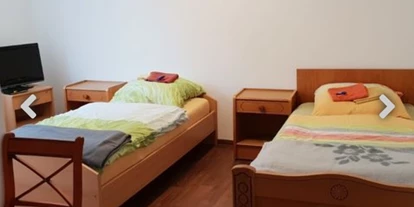Monteurwohnung - Zimmertyp: Mehrbettzimmer - PLZ 86163 (Deutschland) - Deluxe Vermietungen 