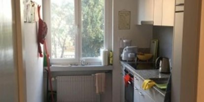 Monteurwohnung - Küche: eigene Küche - Ustersbach - Deluxe Vermietungen 