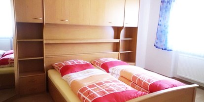 Monteurwohnung - Zimmertyp: Doppelzimmer - Schwaig (Nürnberger Land) - Schlafzimmer - Monteurzimmer / Ferienwohnung Botschafter nahe Nürnberg Messe
