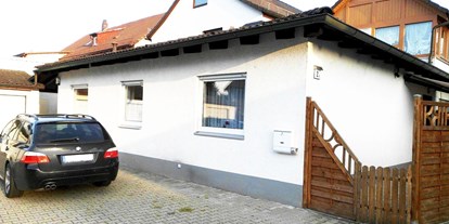 Monteurwohnung - Parkplatz: kostenlose Parkplätze in der Straße - PLZ 91161 (Deutschland) - Wohnung - Monteurzimmer / Ferienwohnung Botschafter nahe Nürnberg Messe