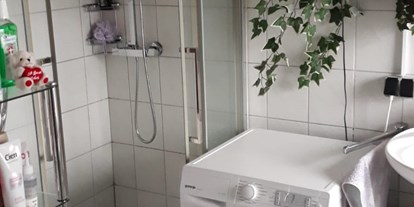 Monteurwohnung - Badezimmer: Gemeinschaftsbad - Eckernförde - Michael Müller