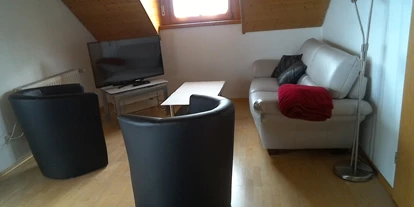 Monteurwohnung - Zimmertyp: Doppelzimmer - Ruhmannsfelden - Wohnschlafraum Bild 1 - Schöne Ferienwohnung mit Platz für bis zu 5 Personen
