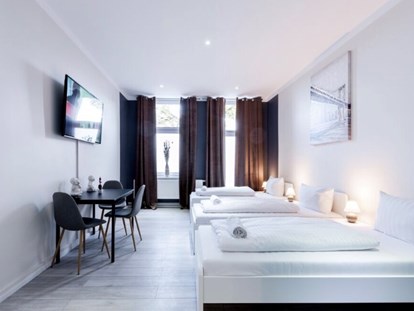 Monteurwohnung - Zimmertyp: Doppelzimmer - La Corniche Apartments GmbH