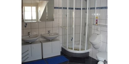Monteurwohnung - Zimmertyp: Doppelzimmer - PLZ 97421 (Deutschland) - Badezimmer des Monteurzimmers - Monteur - Hildegard Graef