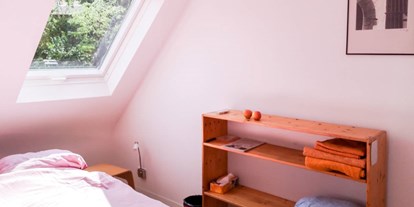 Monteurwohnung - Zimmertyp: Doppelzimmer - Frankenthal (Pfalz) - zimmer1 - Bad Dürkheim mit Limburgblick