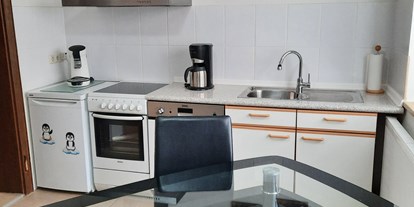Monteurwohnung - Zimmertyp: Doppelzimmer - Gädheim - Küche komplett eingerichtet  - Ferienwohnung Marschall Schweinfurt Hassfurt