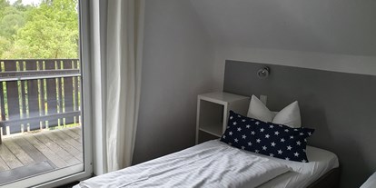 Monteurwohnung - Zimmertyp: Einzelzimmer - Sächsische Schweiz - 1 DZ mit Balkon Gästehaus 4 - Ferienhaus- und Zimmervermietung Petra Hähnel