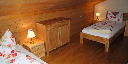 Monteurwohnung - Art der Unterkunft: Apartment - Tirol - Bettina Apartment, ca. 60 qm,
Schlafnische mit 2 Einzelbetten - Gaestehaus Katharina