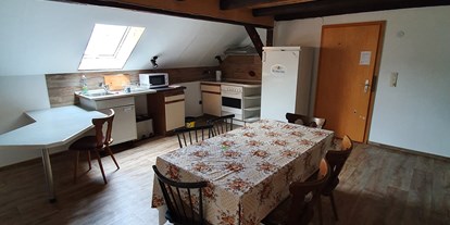 Monteurwohnung - Badezimmer: eigenes Bad - Köditz - Küche in Wohnung 1 - Gästehaus Weißes Lamm