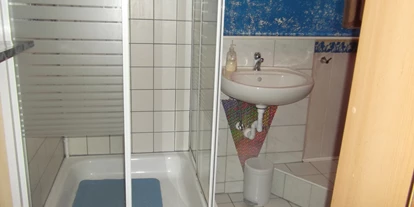 Monteurwohnung - Art der Unterkunft: Gästezimmer - PLZ 67281 (Deutschland) - Dusche und Waschraum - Gästehaus Müller