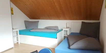 Monteurwohnung - Kühlschrank - Saarlouis Saarbrücken - Blaues Zimmer OG - Zimmervermietung Schmidt/Müller Heusweiler