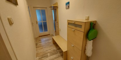 Monteurwohnung - Zimmertyp: Doppelzimmer - Garz (Vorpommern-Rügen) - Flur - Gästewohnung bis 6 Personen Pauschalpreis 50€