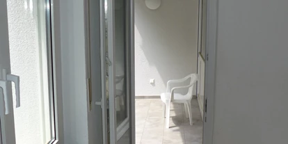 Monteurwohnung - Badezimmer: eigenes Bad - PLZ 76229 (Deutschland) - Mit Balkon - 150 Betten - Häuser, Wohnungen, Karlsruhe, Wörth...