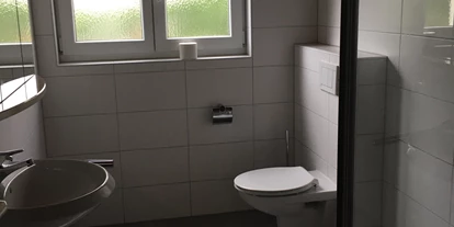 Monteurwohnung - Badezimmer: eigenes Bad - Häusern (Landkreis Waldshut) - Stephan Wutöschingen 