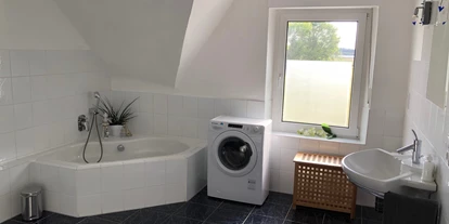 Monteurwohnung - Badezimmer: eigenes Bad - PLZ 45478 (Deutschland) - Waschmaschine steht zur Verfügung - BeKi Vermietung