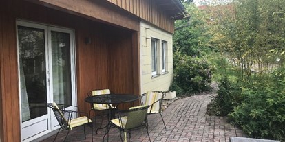 Monteurwohnung - Küche: eigene Küche - Alteglofsheim - Terrasse - Gut geschlafen