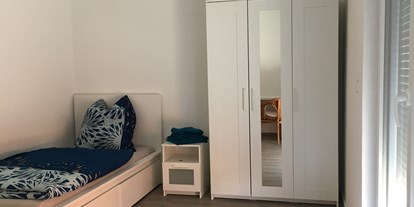 Monteurwohnung - Kühlschrank - Abstatt - Zimmer möbliert - Monteurzimmer Heilbronn Südstrasse