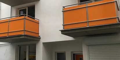 Monteurwohnung - Küche: Gemeinschaftsküche - Lauffen am Neckar Heilbronn - Hausansicht vorne - Monteurzimmer Heilbronn Südstrasse