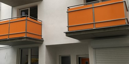 Monteurwohnung - Kühlschrank - Bönnigheim - Hausansicht vorne - Monteurzimmer Heilbronn Südstrasse