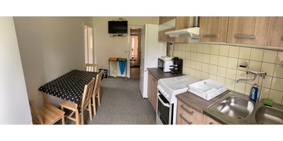 Monteurwohnung - Küche: eigene Küche - Küche - Franz Berg Apartments