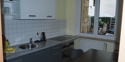 Monteurwohnung - Kühlschrank - Burgthann - Monteurzimmer NÜRNBERG