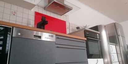 Monteurwohnung - Kühlschrank - Trier - Küchenzeile  - Monteurzimmer Gilzem