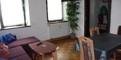 Monteurwohnung - Art der Unterkunft: Ferienwohnung - PLZ 83661 (Deutschland) - Wohnzimmer - Monteurwohnung Feierabend