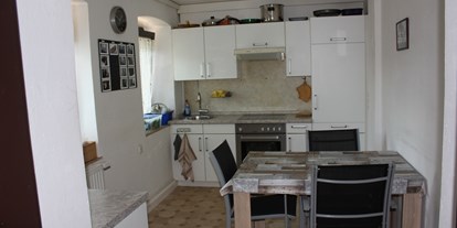 Monteurwohnung - Zimmertyp: Mehrbettzimmer - Münsing - Küche - Monteurwohnung Feierabend
