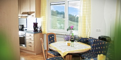 Monteurwohnung - Zimmertyp: Doppelzimmer - Brodersdorf (Eggersdorf bei Graz) - Gemütliche Essecke - Haus steinfeld