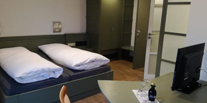 Monteurwohnung - Badezimmer: eigenes Bad - Arzberg OT Seußen - Doppelzimmer - Luisenburg Gastronomie und Hotel