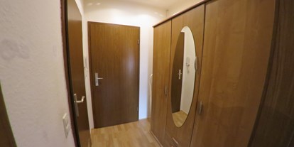 Monteurwohnung - Badezimmer: eigenes Bad - PLZ 58791 (Deutschland) - Flur - Schöne Singlewohnung im Herzen von Elsey