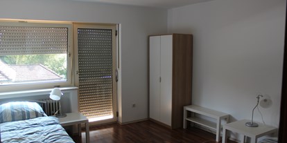 Monteurwohnung - Kühlschrank - Moosach Moosach - Haus Finsing